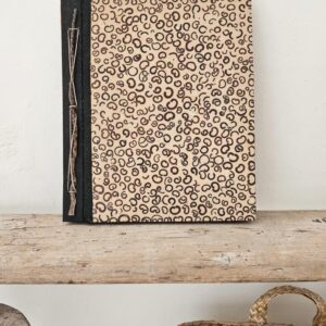 אלבום תמונות מעץ במבוק וקינמון ייחודי